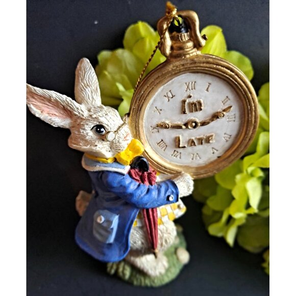3D Alice in Wonderland Christmas Ornaments | Smithsonian - Picture 4 of 8